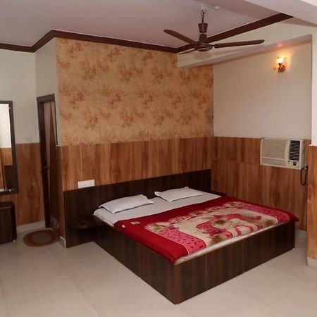 Jain Residency Hotel Pachmarhī Buitenkant foto